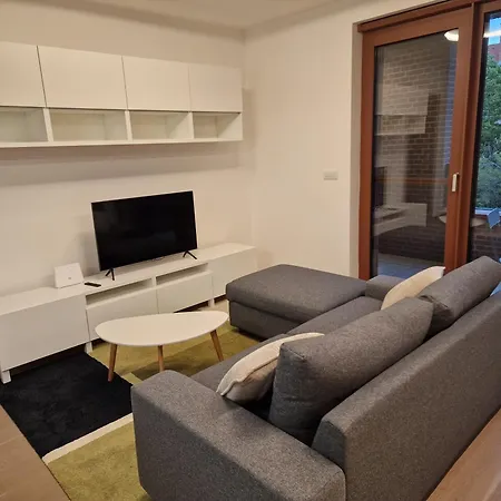 Zwirn Modern Apartment *